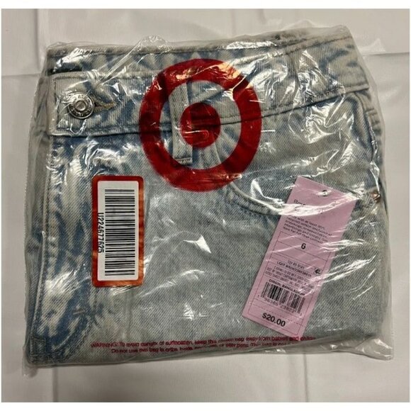 Wild Fable Women's Mini Skirt Low-Rise Denim Light Wash Size 6 - Picture 3 of 5